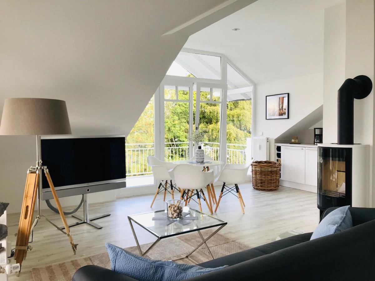 Moderne Ferienwohnung Mit Balkon, Meerblick - Ferienresidenz Zwei Boddenfewo 1-5 Lietzow Buitenkant foto