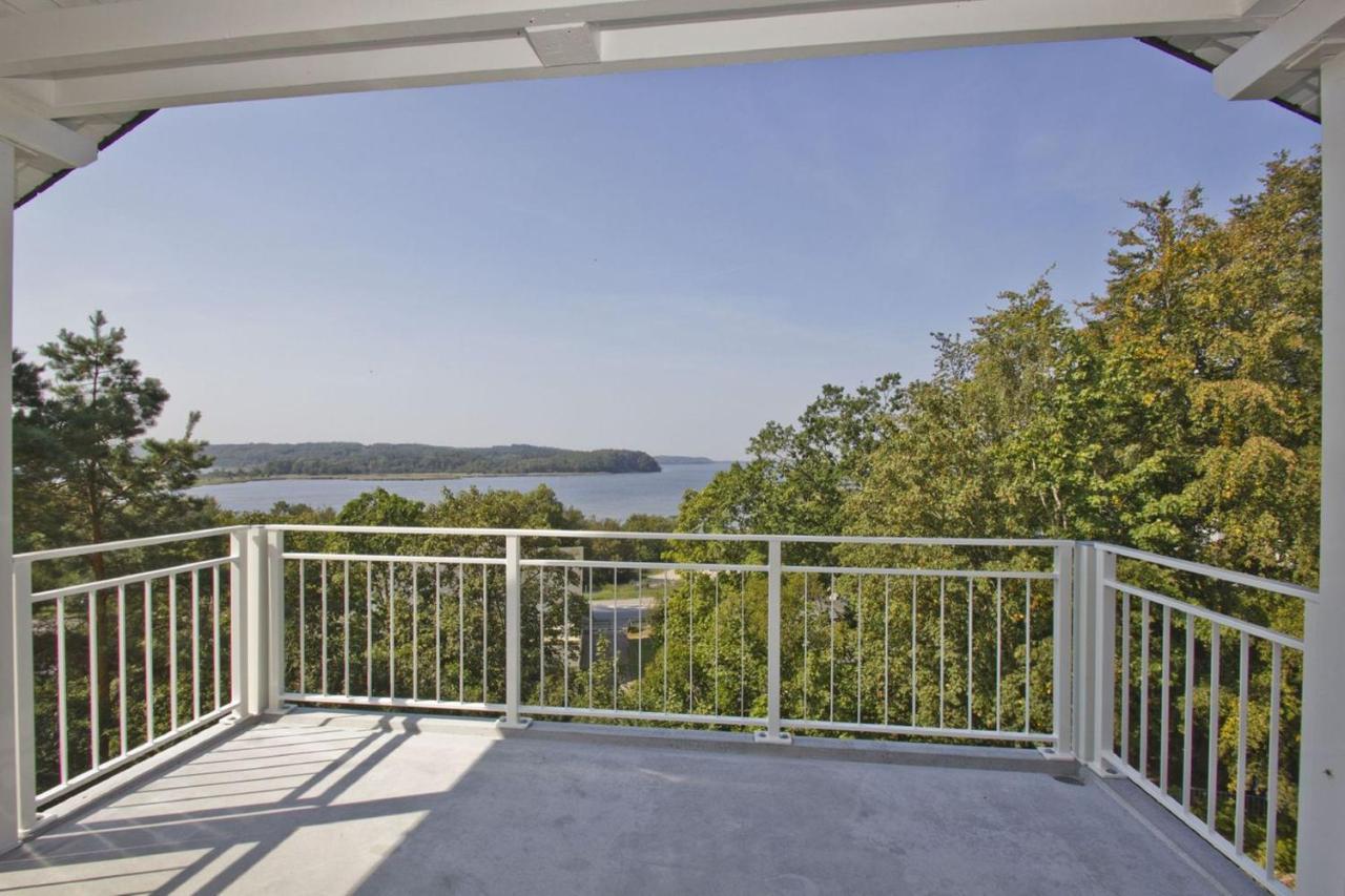 Moderne Ferienwohnung Mit Balkon, Meerblick - Ferienresidenz Zwei Boddenfewo 1-5 Lietzow Buitenkant foto
